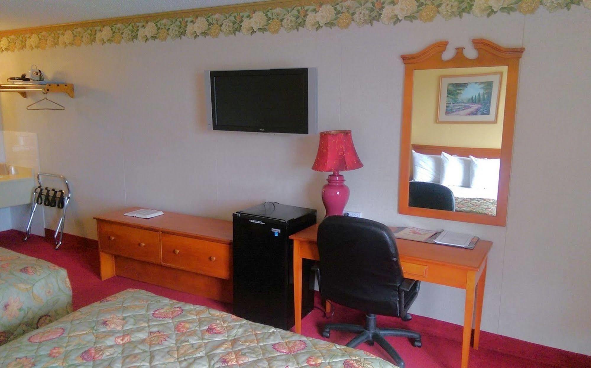 בראנסון Baldknobbers Motor Inn מראה חיצוני תמונה